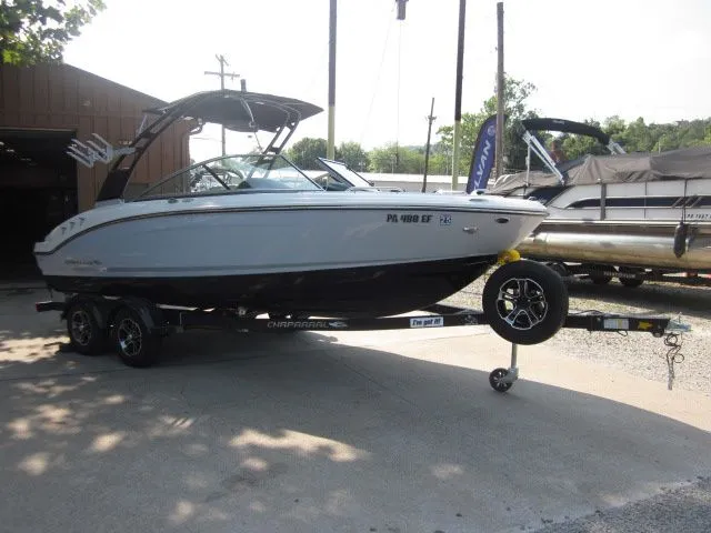 Slide: The Image of Chaparral 21 SSi 2024 - 7