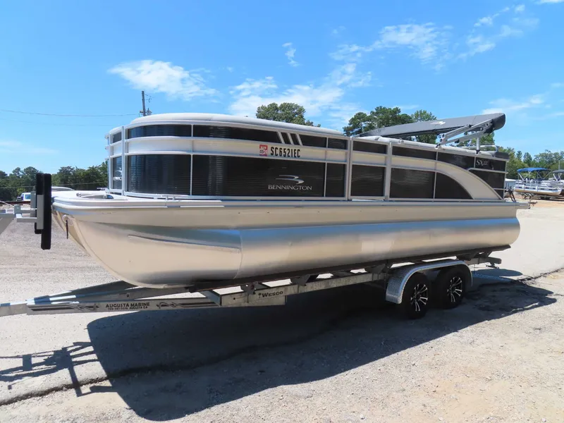 Slide: The Image of Bennington SX22 2023 - 10