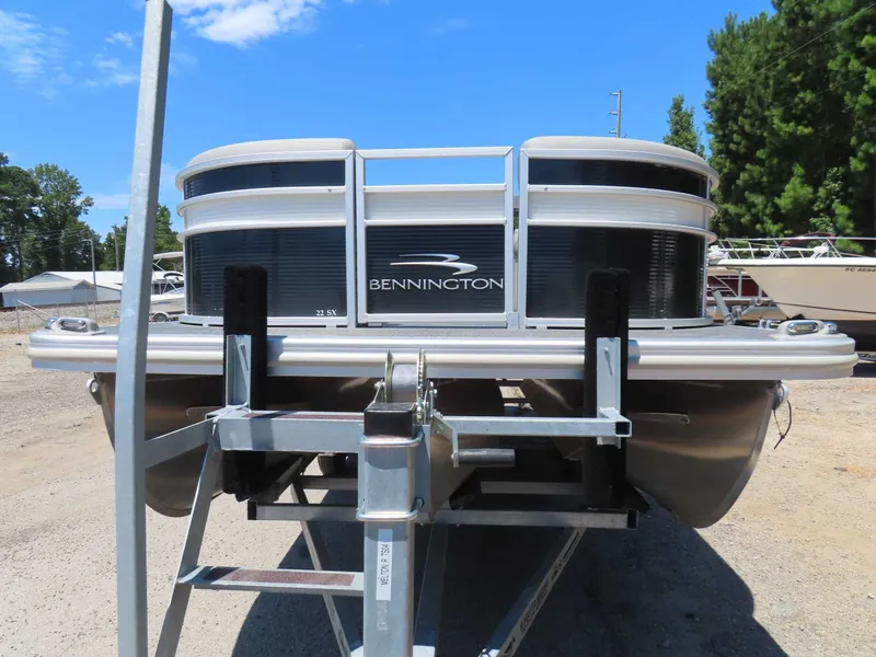 Slide: The Image of Bennington SX22 2023 - 11