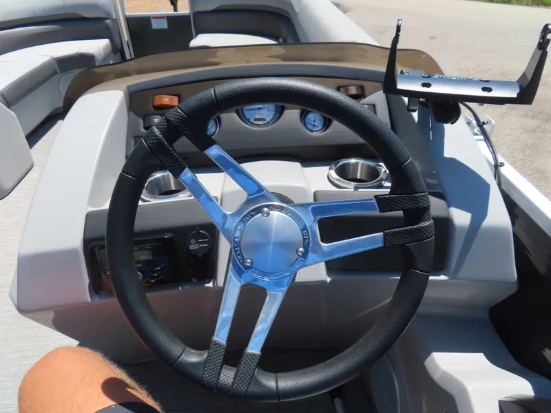 Slide: The Image of Bennington SX22 2023 - 24