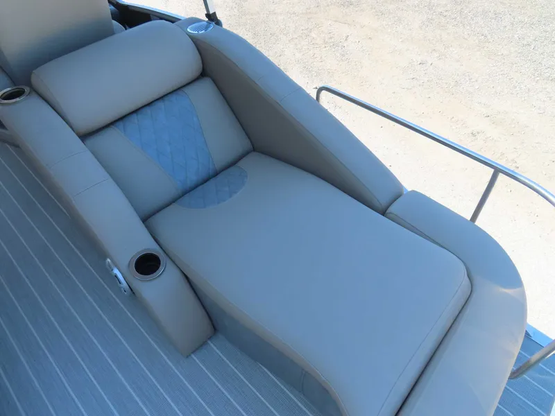 Slide: The Image of Bennington 2575RCW 2011 - 17