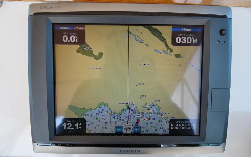 Slide: The Image of Hunt Yachts - Surfhunter 29 - Judith Ann - 37