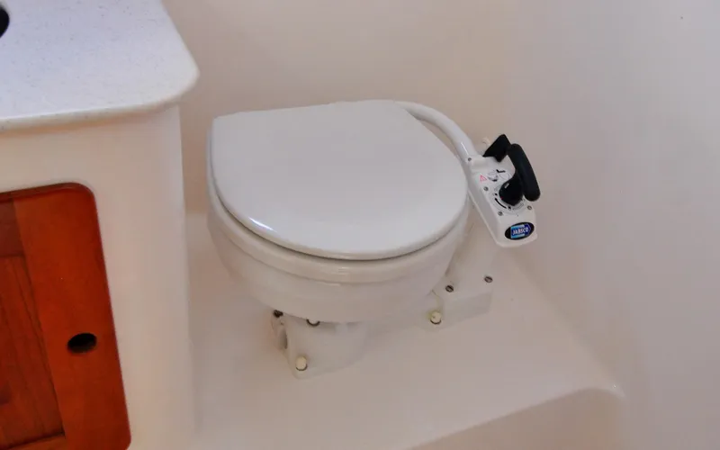 Slide: The Image of Hunt Yachts - Surfhunter 29 - Judith Ann - 51