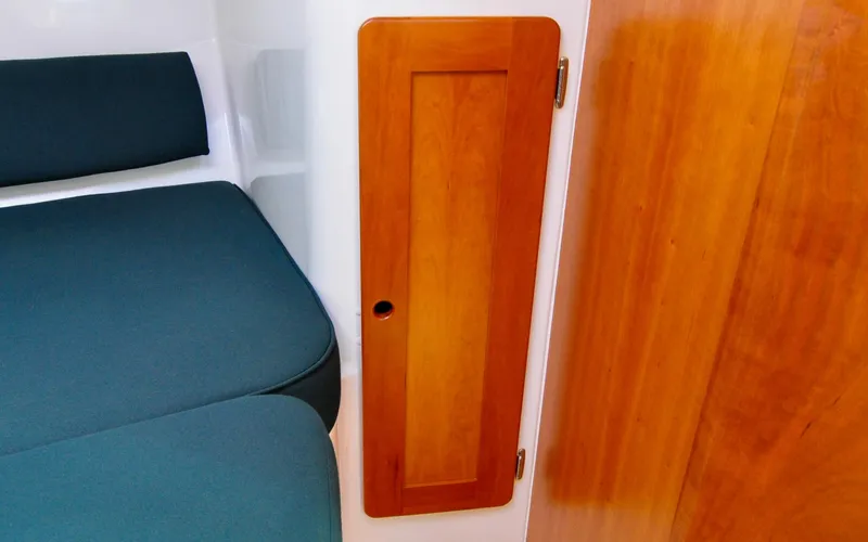 Slide: The Image of Hunt Yachts - Surfhunter 29 - Judith Ann - 55