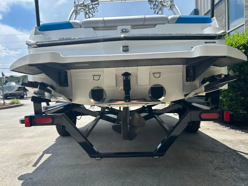 Slide: The Image of Rear view of a 2017 MasterCraft NXT20 boat on a trailer. - 7