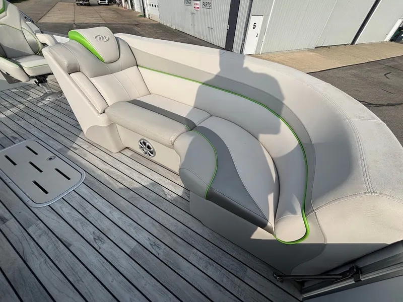 Slide: The Image of 2014 Manitou 25 SES SHP 13 - 13