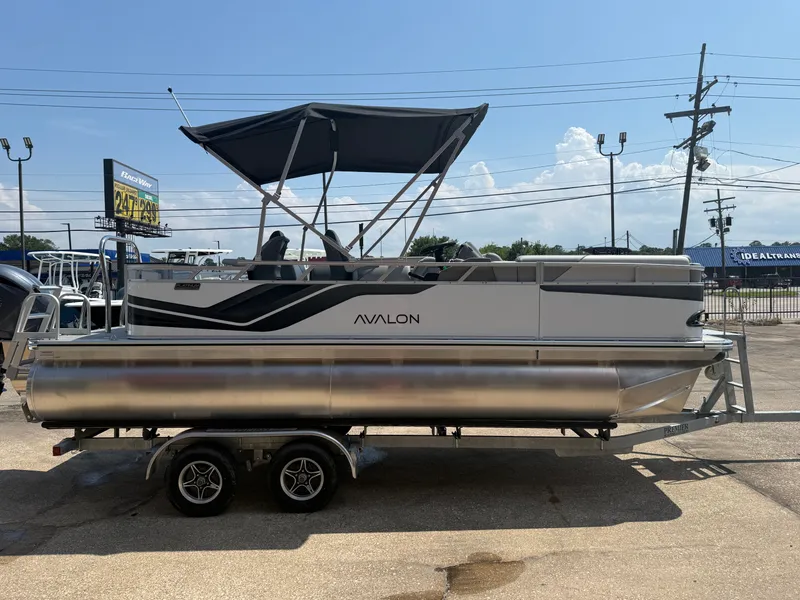 Slide: The Image of Avalon VNT RF21T 2025 - 10