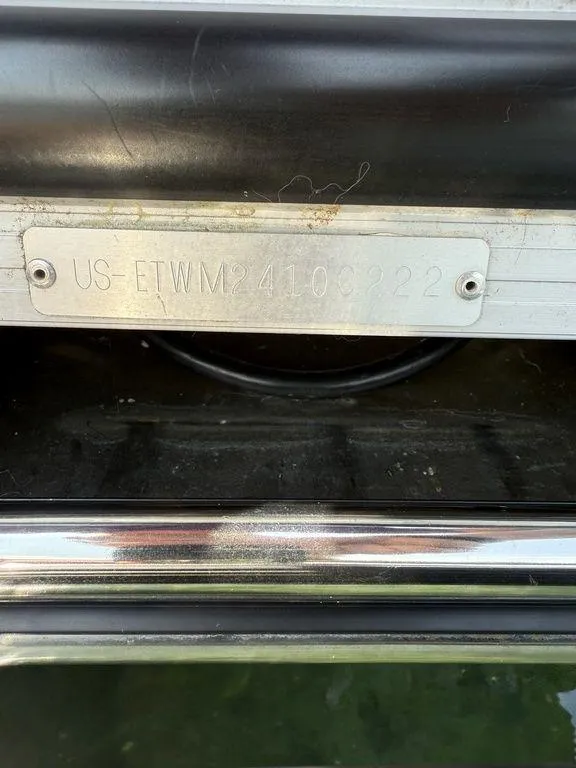 Slide: The Image of Hull identification number on a 2022 Bennington 23 LSBA boat. - 21