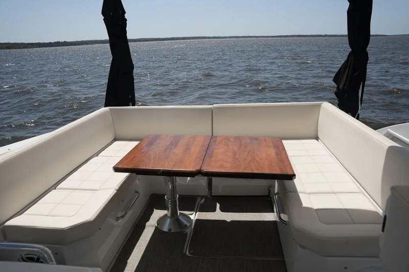 Slide: The Image of Cruisers Yachts 390 Express Coupe 2018 - 17