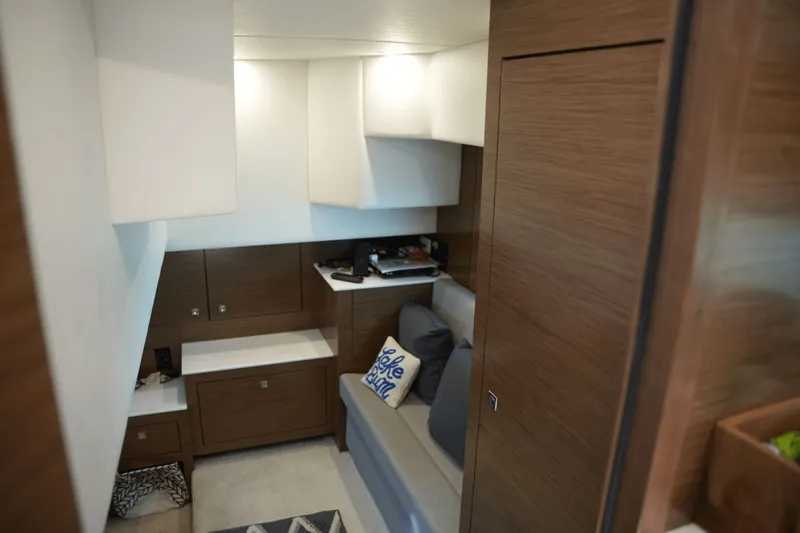 Slide: The Image of Cruisers Yachts 390 Express Coupe 2018 - 50