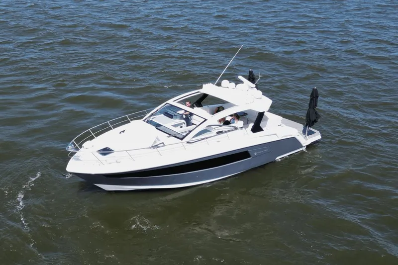 Slide: The Image of Cruisers Yachts 390 Express Coupe 2018 - 67