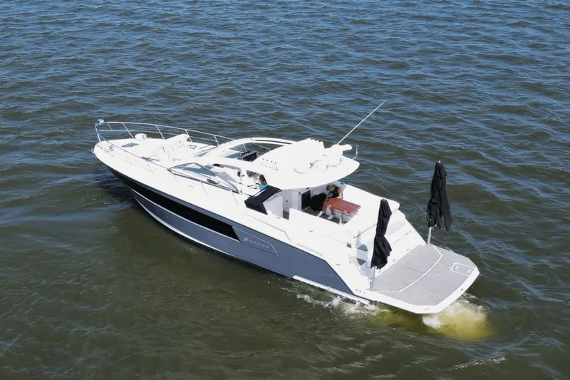 Slide: The Image of Cruisers Yachts 390 Express Coupe 2018 - 71