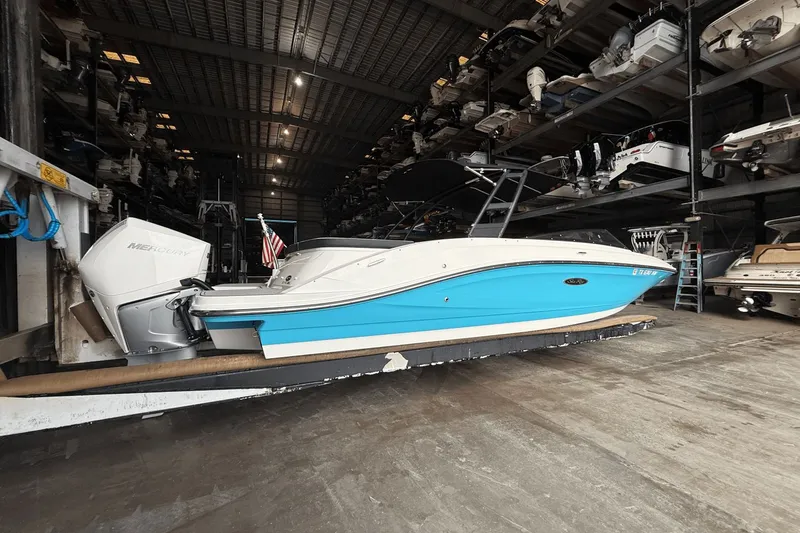 Slide: The Image of Sea Ray SPX 230 Outboard 2023 - 1