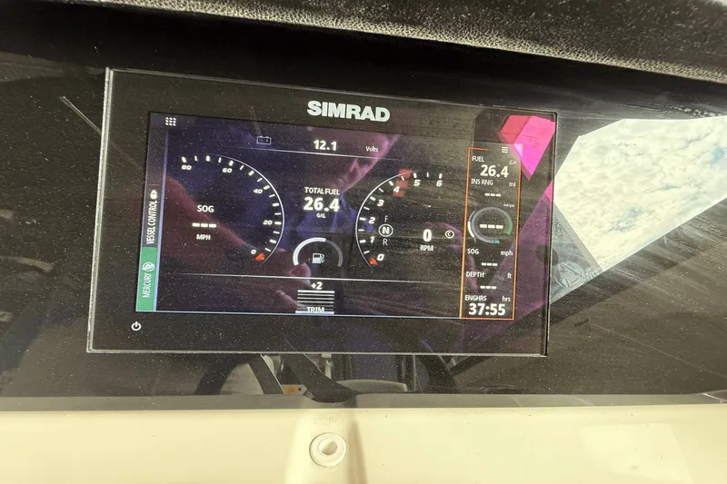 Slide: The Image of Sea Ray SPX 230 Outboard 2023 - 4