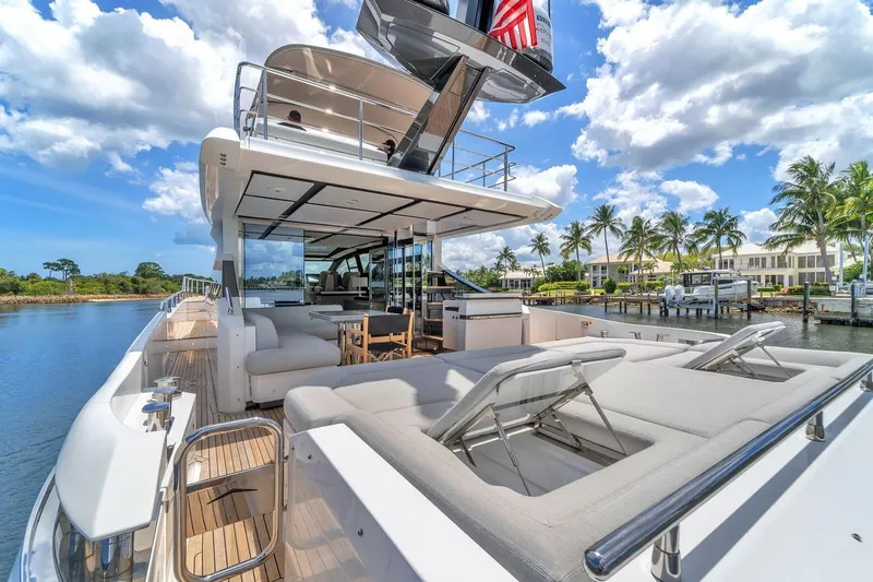 Slide: The Image of Luxurious 2020 Azimut S7 FLY yacht with spacious deck and elegant design. - 34