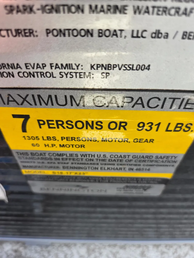 Slide: The Image of 2019 Bennington SV 188 SFV boat capacity label, 7 persons or 931 lbs, 60 HP motor. - 4
