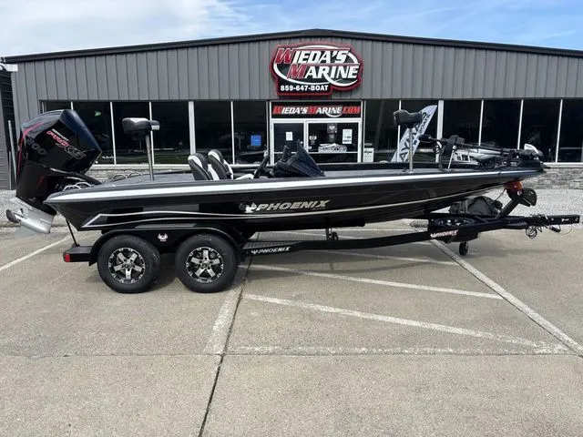 The Image of Phoenix Bass Boat 819 ZXL 2026 - 1