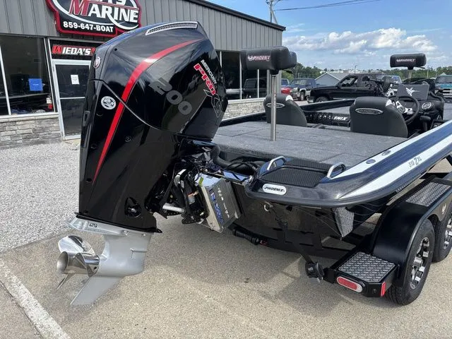 Slide: The Image of Phoenix Bass Boat 819 ZXL 2026 - 2