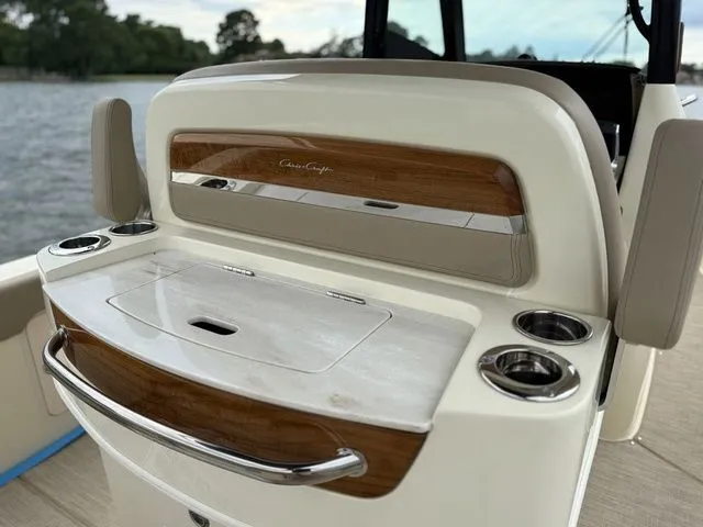 Slide: The Image of Chris-Craft Catalina 28 CS 2026 - 11