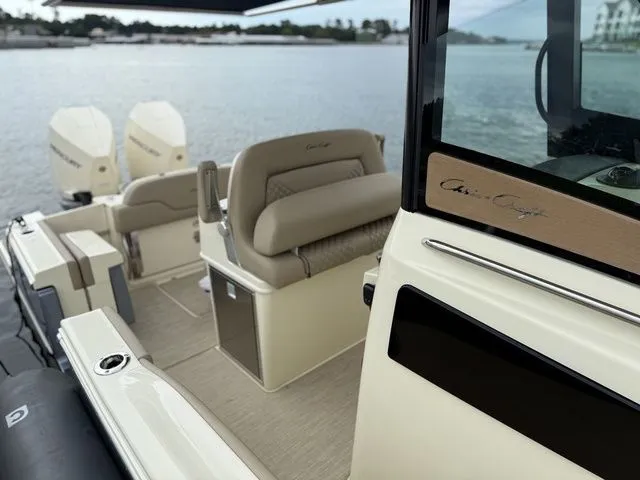 Slide: The Image of Chris-Craft Catalina 28 CS 2026 - 12