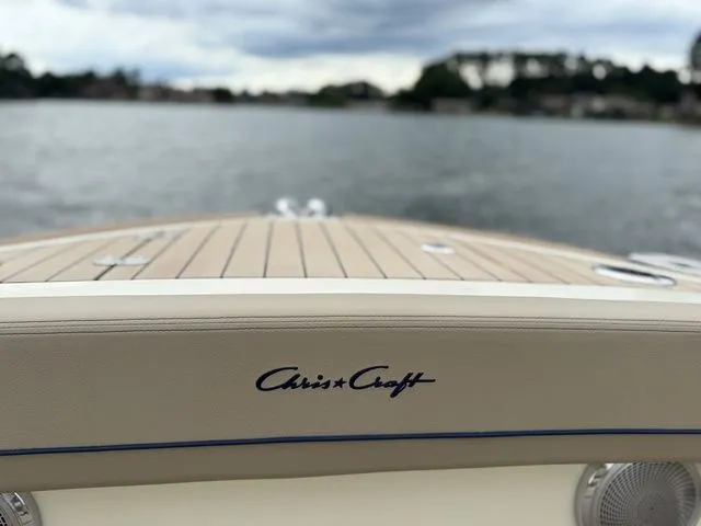Slide: The Image of Chris-Craft Catalina 28 CS 2026 - 16