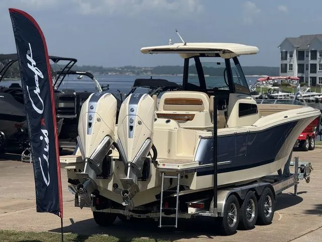 Slide: The Image of Chris-Craft Catalina 28 CS 2026 - 4