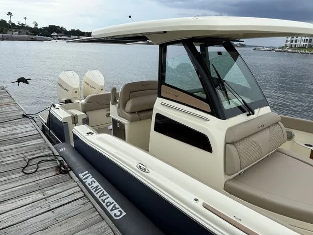 Slide: The Image of Chris-Craft Catalina 28 CS 2026 - 6