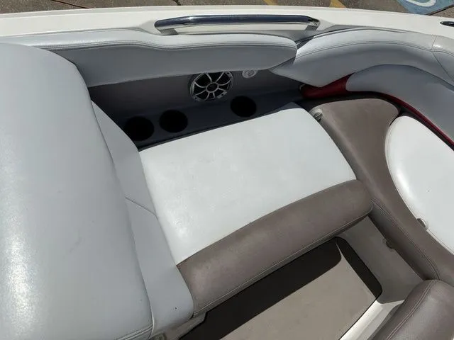 Slide: The Image of MasterCraft XStar 2004 - 12