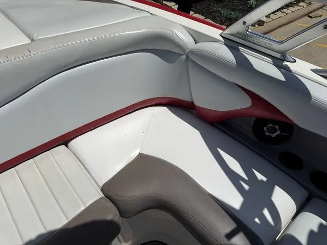 Slide: The Image of MasterCraft XStar 2004 - 18