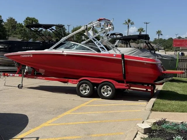 Slide: The Image of MasterCraft XStar 2004 - 4