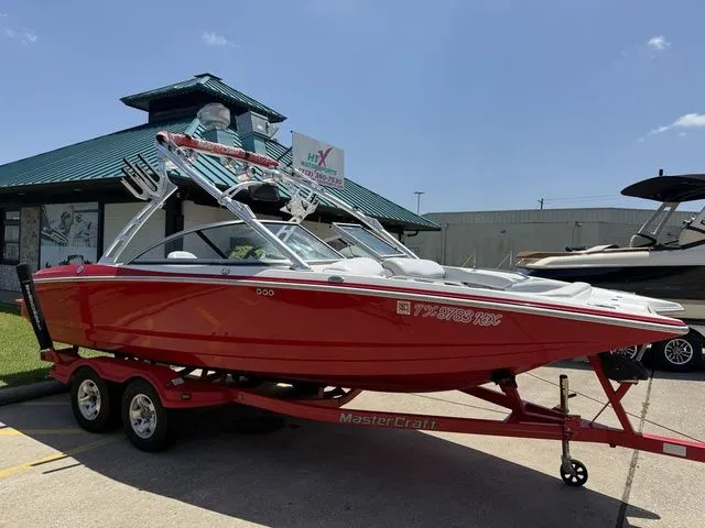 Slide: The Image of MasterCraft XStar 2004 - 8