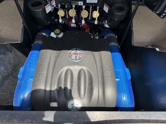 Slide: The Image of MasterCraft X24 2019 - 21