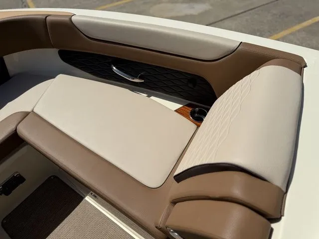 Slide: The Image of Chris-Craft Sportster 28 2026 - 14