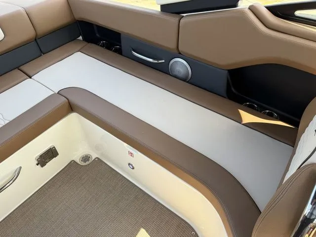 Slide: The Image of Chris-Craft Sportster 28 2026 - 20