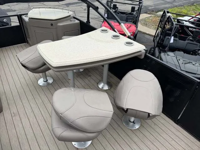 Slide: The Image of Bennington 25 SPDX 2019 - 9