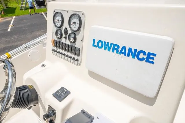 Slide: The Image of Tidewater 216CC 2012 - 17