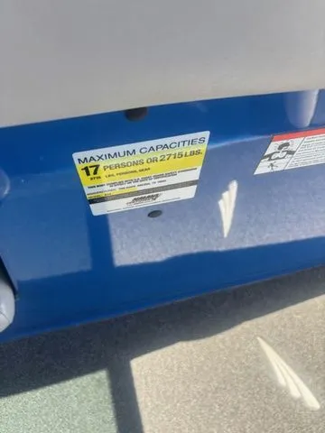 Slide: The Image of Tigé RZ4 2009 - 3