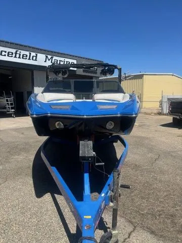 Slide: The Image of Tigé RZ4 2009 - 6