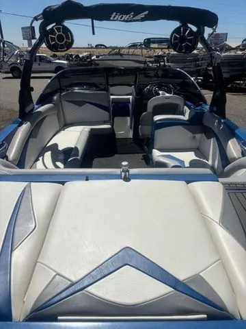 Slide: The Image of Tigé RZ4 2009 - 7