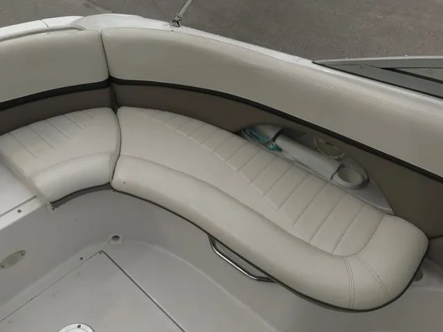 Slide: The Image of Four Winns 245 Sundowner 2003 - 13