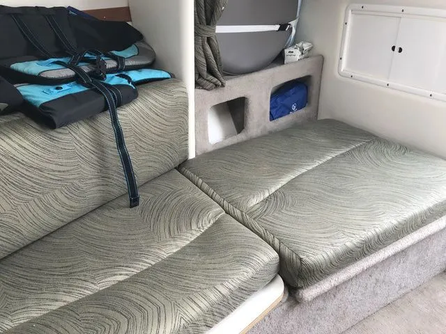 Slide: The Image of Four Winns 245 Sundowner 2003 - 20