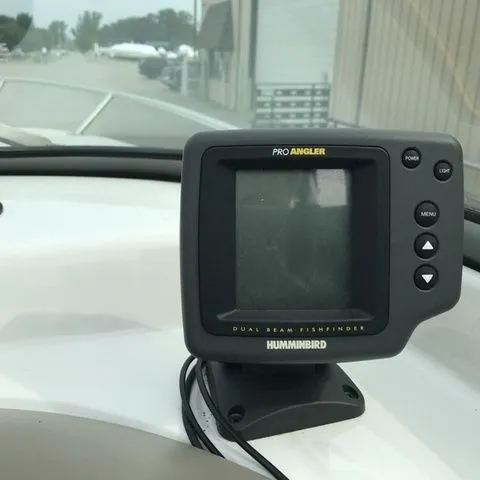 Slide: The Image of Four Winns 245 Sundowner 2003 - 27