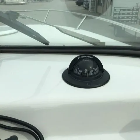 Slide: The Image of Four Winns 245 Sundowner 2003 - 30