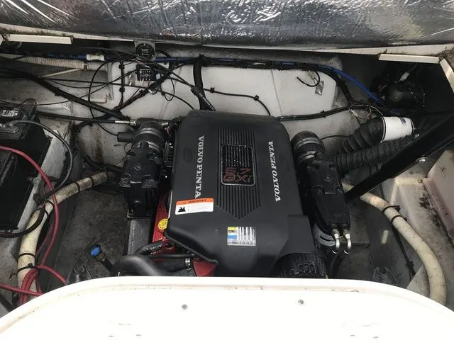 Slide: The Image of Four Winns 245 Sundowner 2003 - 31