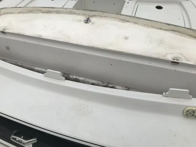 Slide: The Image of Four Winns 245 Sundowner 2003 - 9