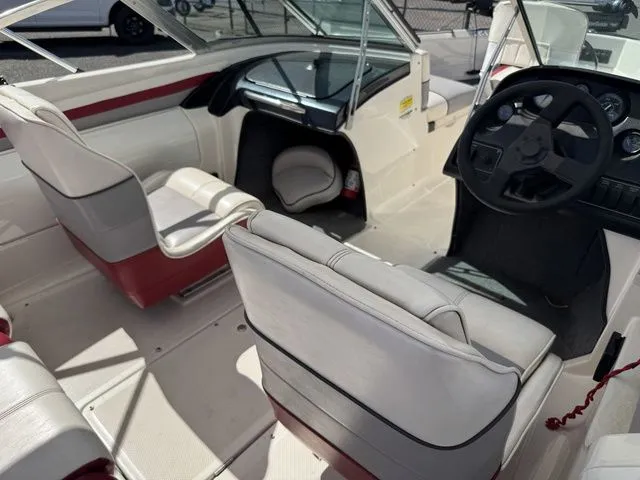 Slide: The Image of Bayliner Quantum 190 XFS 1997 - 28