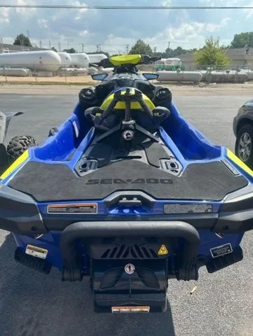 Slide: The Image of Sea-Doo WAKE™ PRO 230 2021 - 5