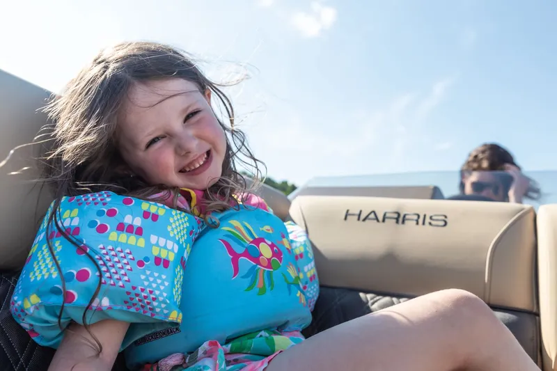 Slide: The Image of Harris Sunliner 250 2026 - 15