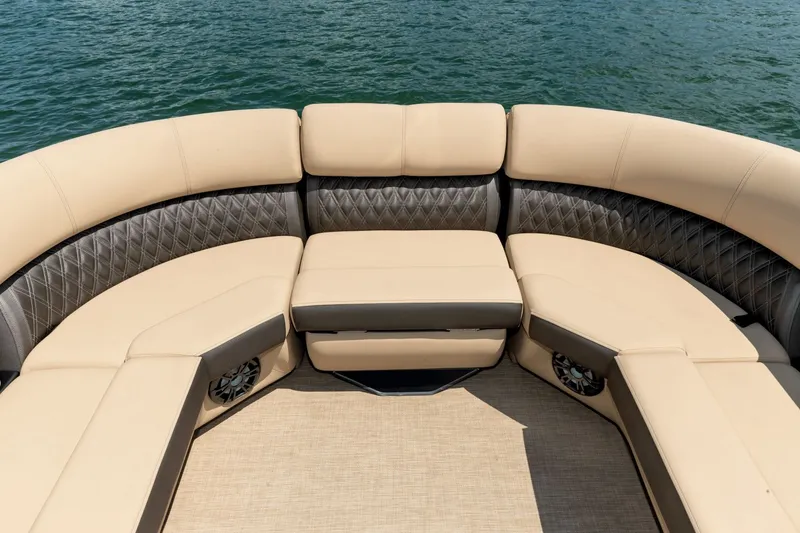 Slide: The Image of Harris Sunliner 250 2026 - 17