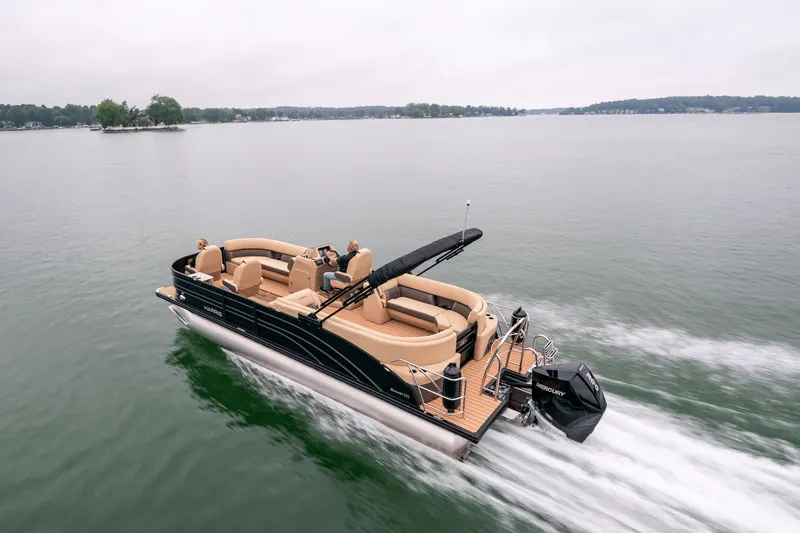 Slide: The Image of Harris Sunliner 250 2026 - 2